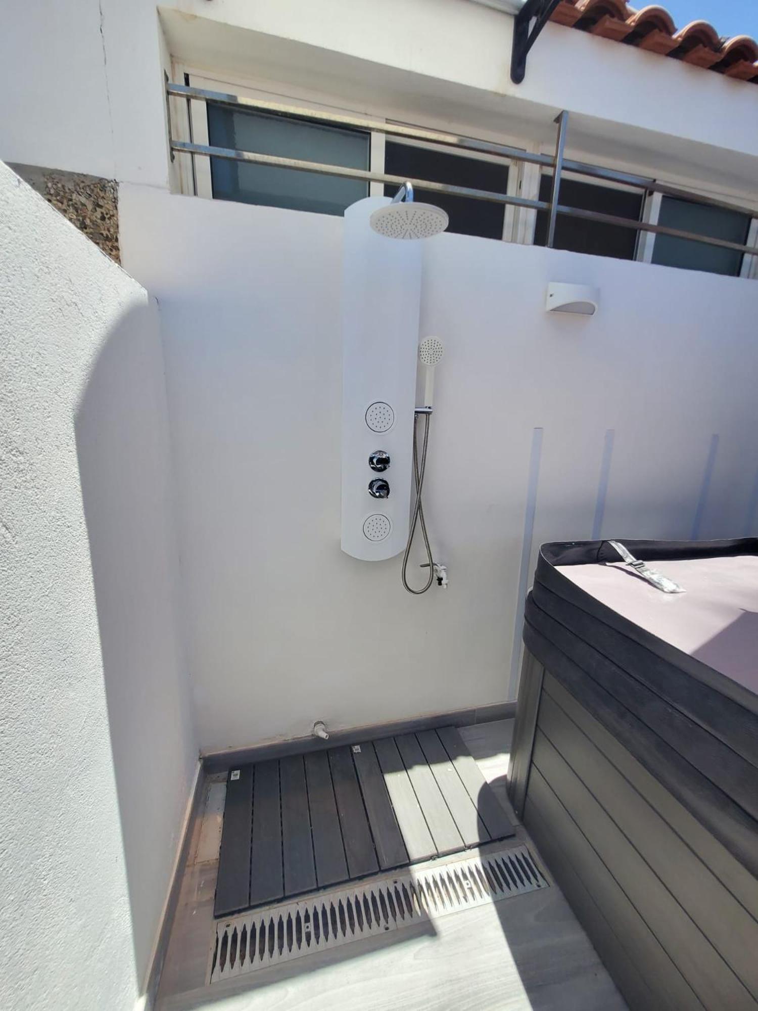 Chalet Luxury With Privacy And Jacuzzi 마스팔로마스 외부 사진